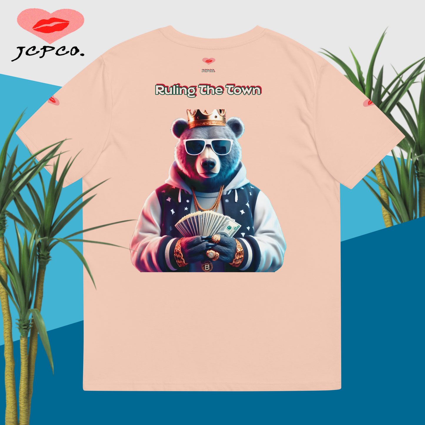 💕The Bear with Cash🐻💵 and a Crown Ruling the Town👑 Unisex organic cotton T-shirt👕